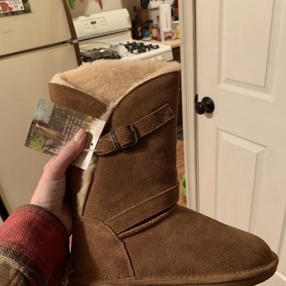 COPY - Bearpaw boots - Picture 4 of 5